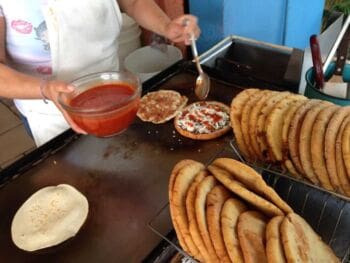 Impacto socioeconómico de la venta ambulante de comida en México